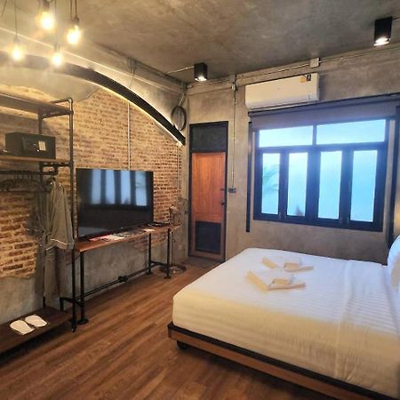 House Of Machine Boutique Hotel Bangkok Buitenkant foto