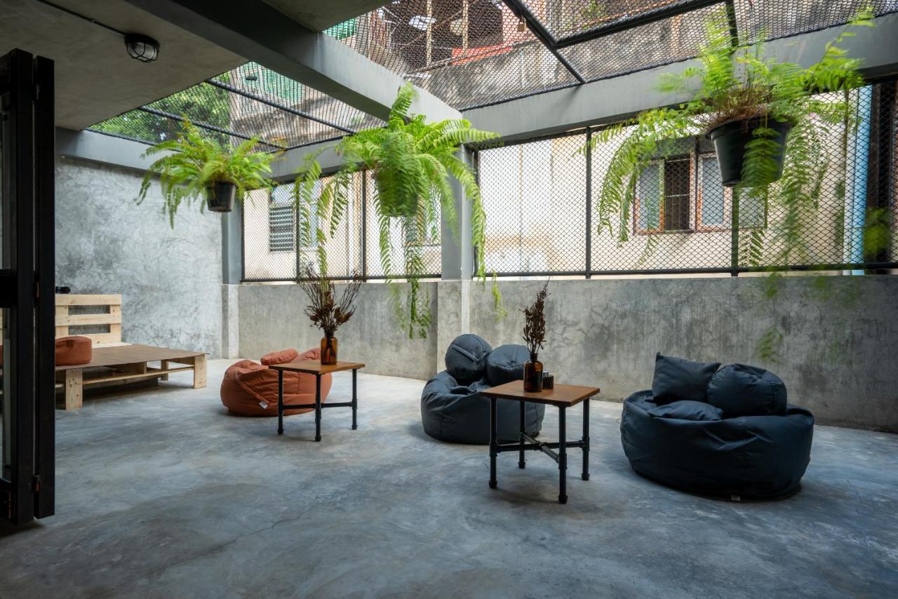 House Of Machine Boutique Hotel Bangkok Buitenkant foto