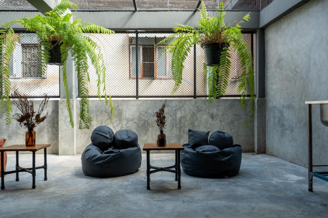 House Of Machine Boutique Hotel Bangkok Buitenkant foto
